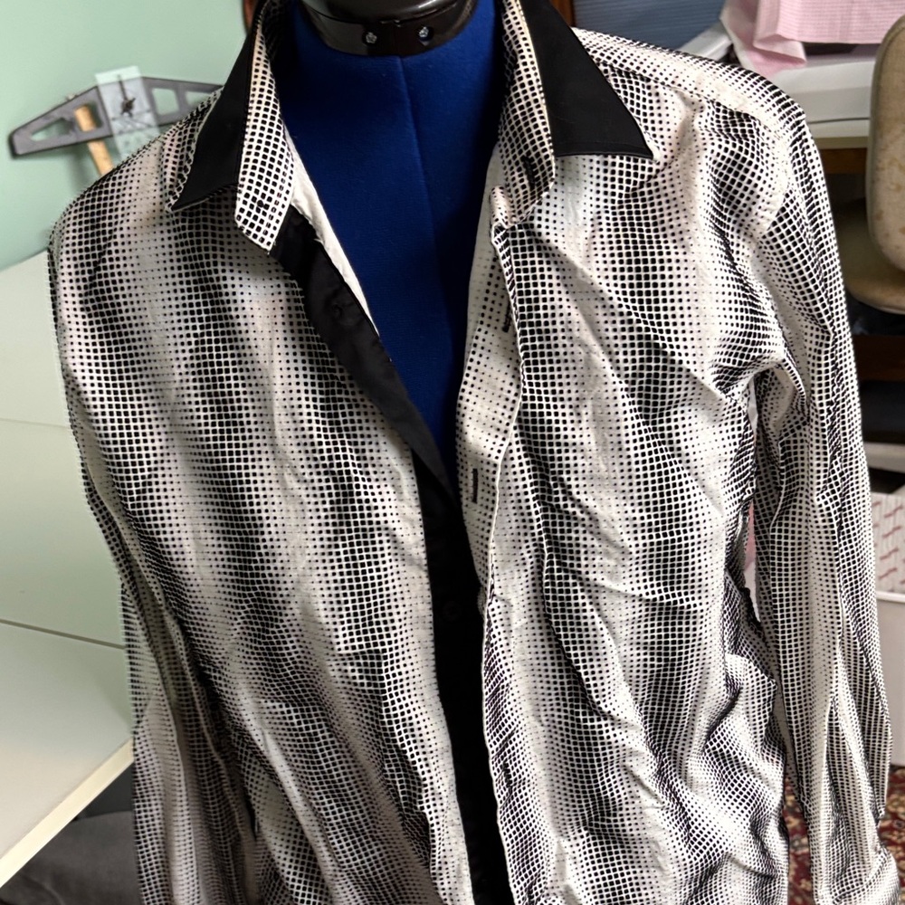 Men's Black and White Dress Shirt